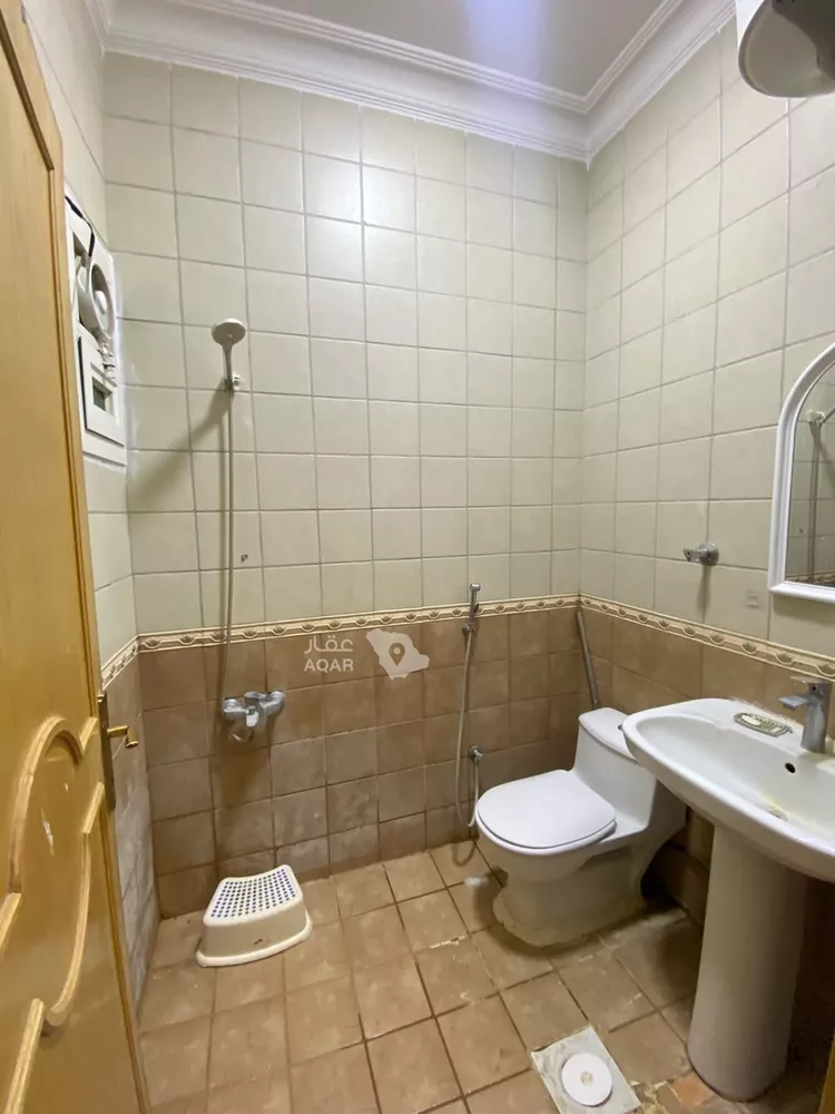 شقة للإيجار في شارع ابي سفيان بن حرب, حي النزهة, مدينة الرياض, منطقة الرياض 4