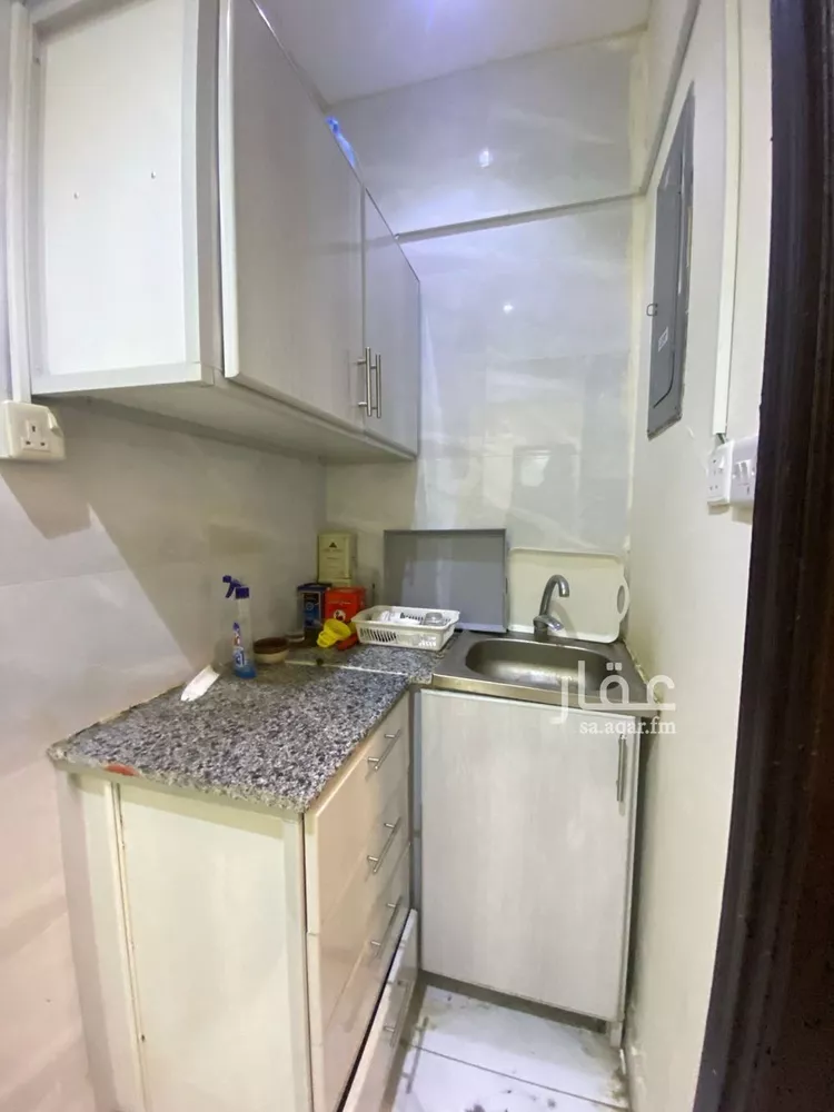 شقة للإيجار في شارع القويعية, حي النزهة, مدينة الرياض, منطقة الرياض صورة 5