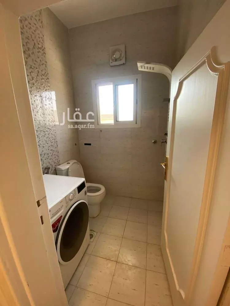 شقة للإيجار في شارع محمد بن الذهبى, حي الورود, مدينة الرياض, منطقة الرياض