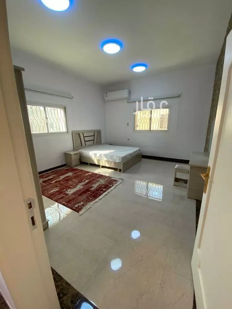 شقة للإيجار في شارع محمد بن الذهبى, حي الورود, مدينة الرياض, منطقة الرياض صورة 3