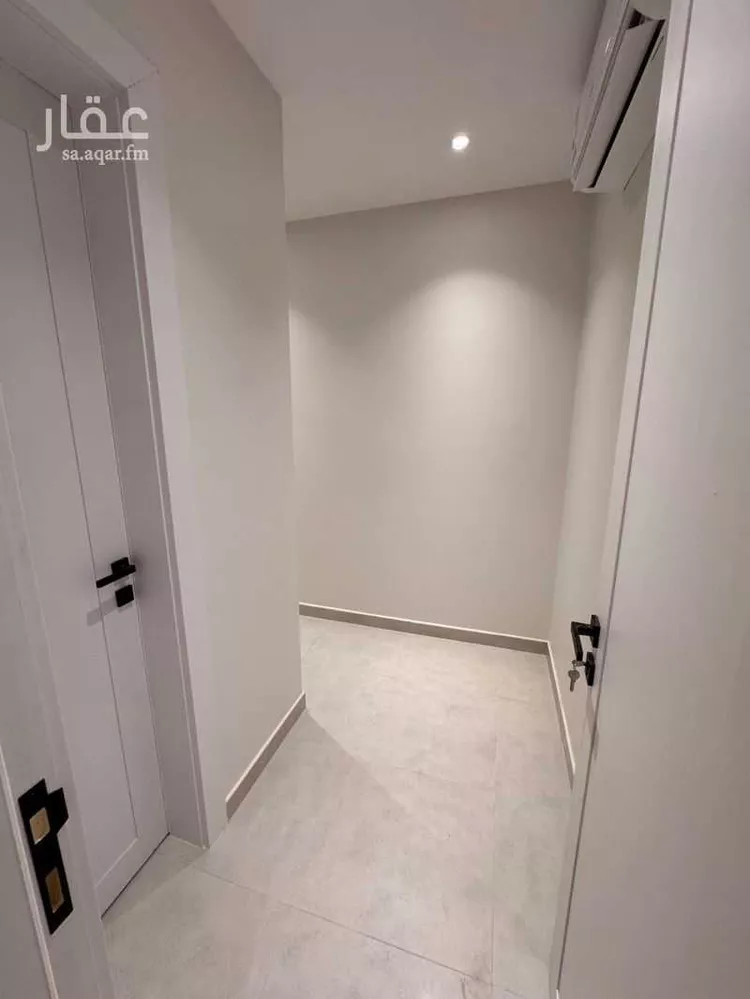 شقة للإيجار في شارع 9806929, حي البحر, مدينة الخبر, المنطقة الشرقية صورة 5
