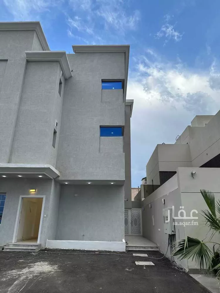 Floor for Sale in Medina Dhu Al Hulayfah