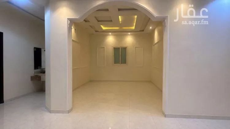 فيلا للبيع في شارع جبل المشايخ, حي القادسية, مدينة الرياض, منطقة الرياض 10