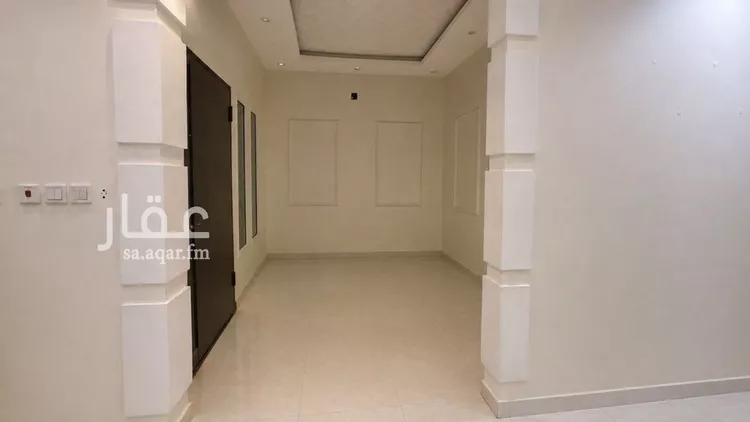 فيلا للبيع في شارع جبل المشايخ, حي القادسية, مدينة الرياض, منطقة الرياض 8