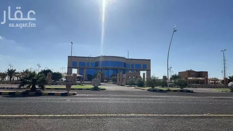 أرض للبيع في شارع رياض الخبراء, حي الخليج, مدينة عقلة الصقور, منطقة القصيم