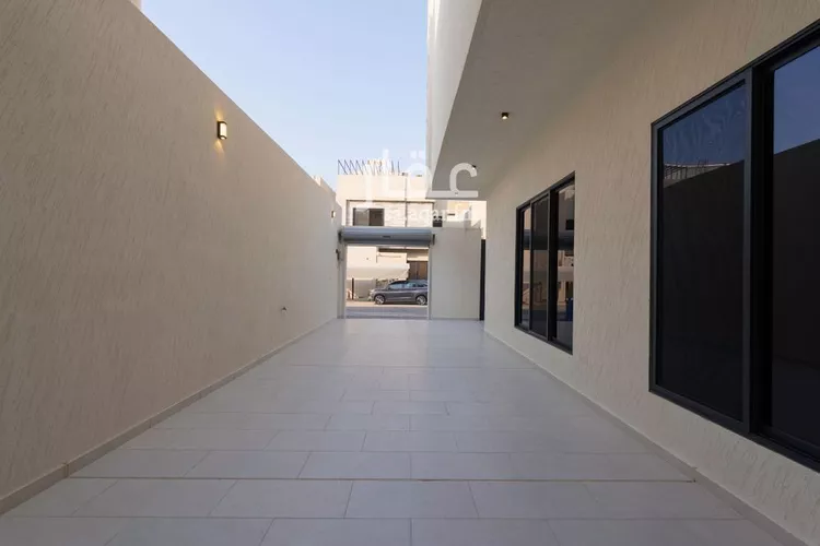Villa for Sale in Dhahran Al Qusur صورة 4