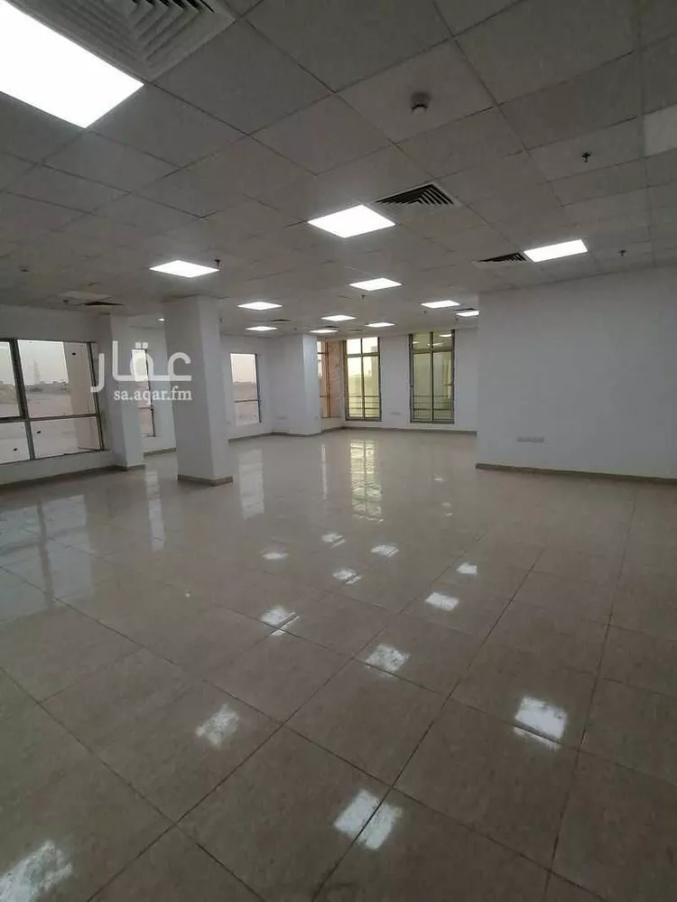 عمارة للإيجار في شارع ابي الحسن علي المحدث, حي الربيع, مدينة الرياض, منطقة الرياض 12