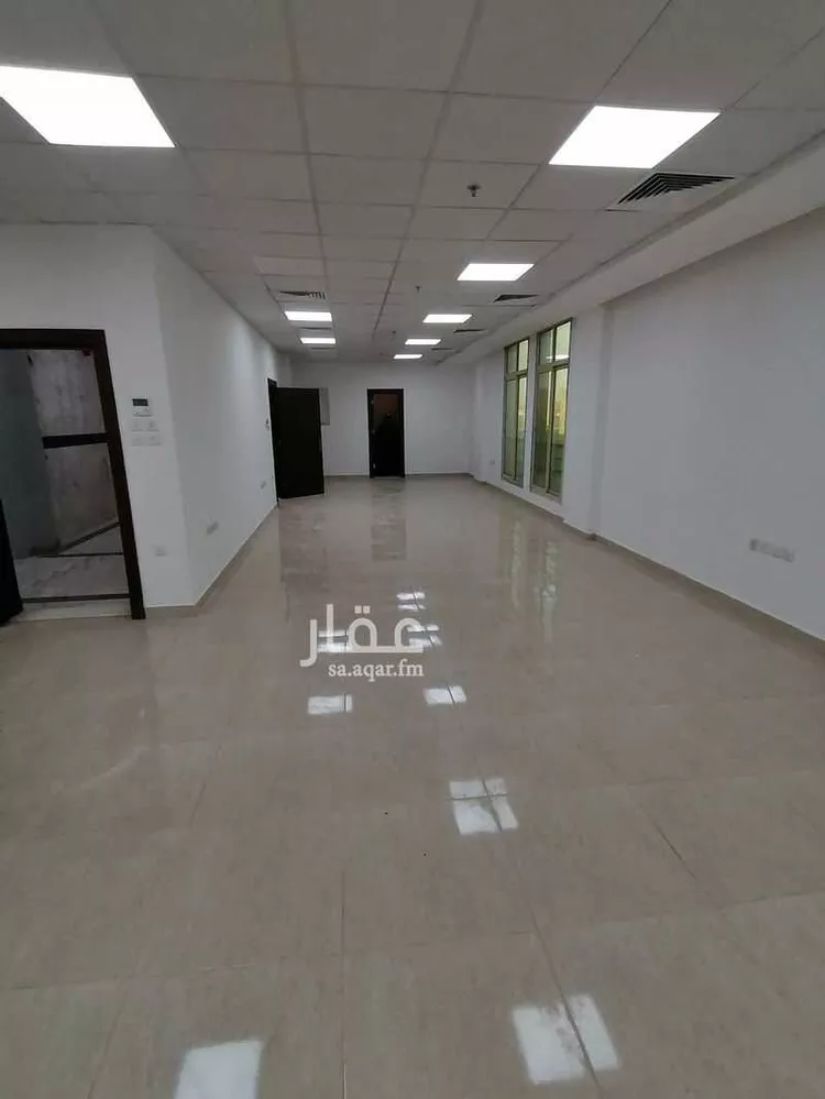 عمارة للإيجار في شارع ابي الحسن علي المحدث, حي الربيع, مدينة الرياض, منطقة الرياض 7