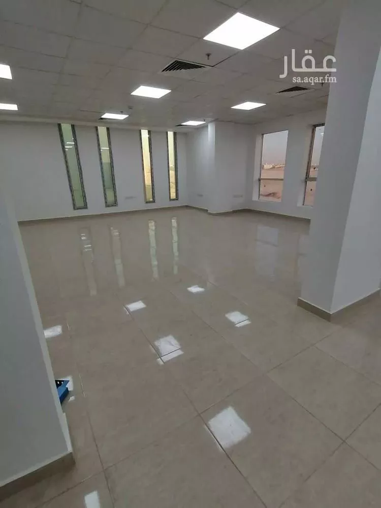 عمارة للإيجار في شارع ابي الحسن علي المحدث, حي الربيع, مدينة الرياض, منطقة الرياض 6