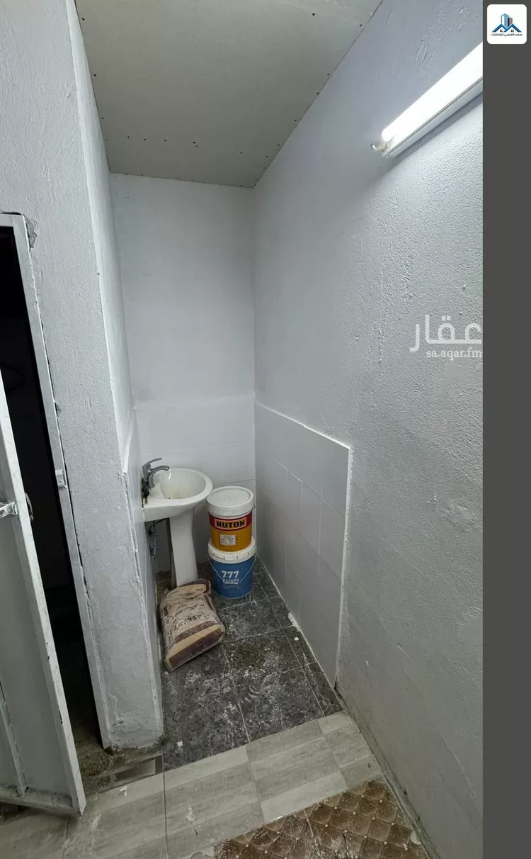 غرفة للإيجار في شارع الطرماح بن حكيم, حي الملك فيصل, مدينة الرياض, منطقة الرياض صورة 4