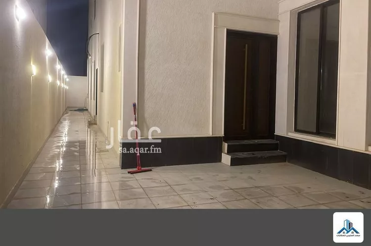 Floor for Rent in Riyadh Al Janadriyah