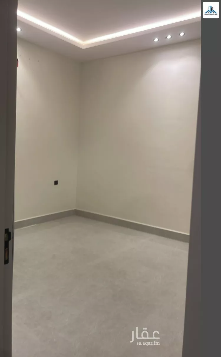 Floor for Rent in Riyadh Al Janadriyah صورة 2