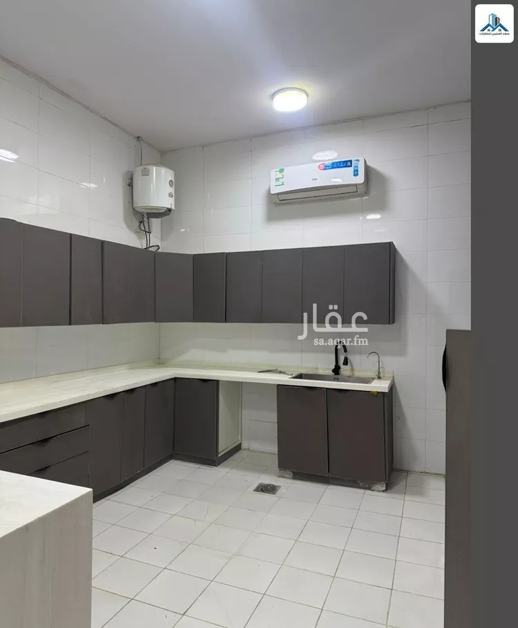 فيلا للإيجار في شارع الزين, حي الجنادرية, مدينة الرياض, منطقة الرياض 7