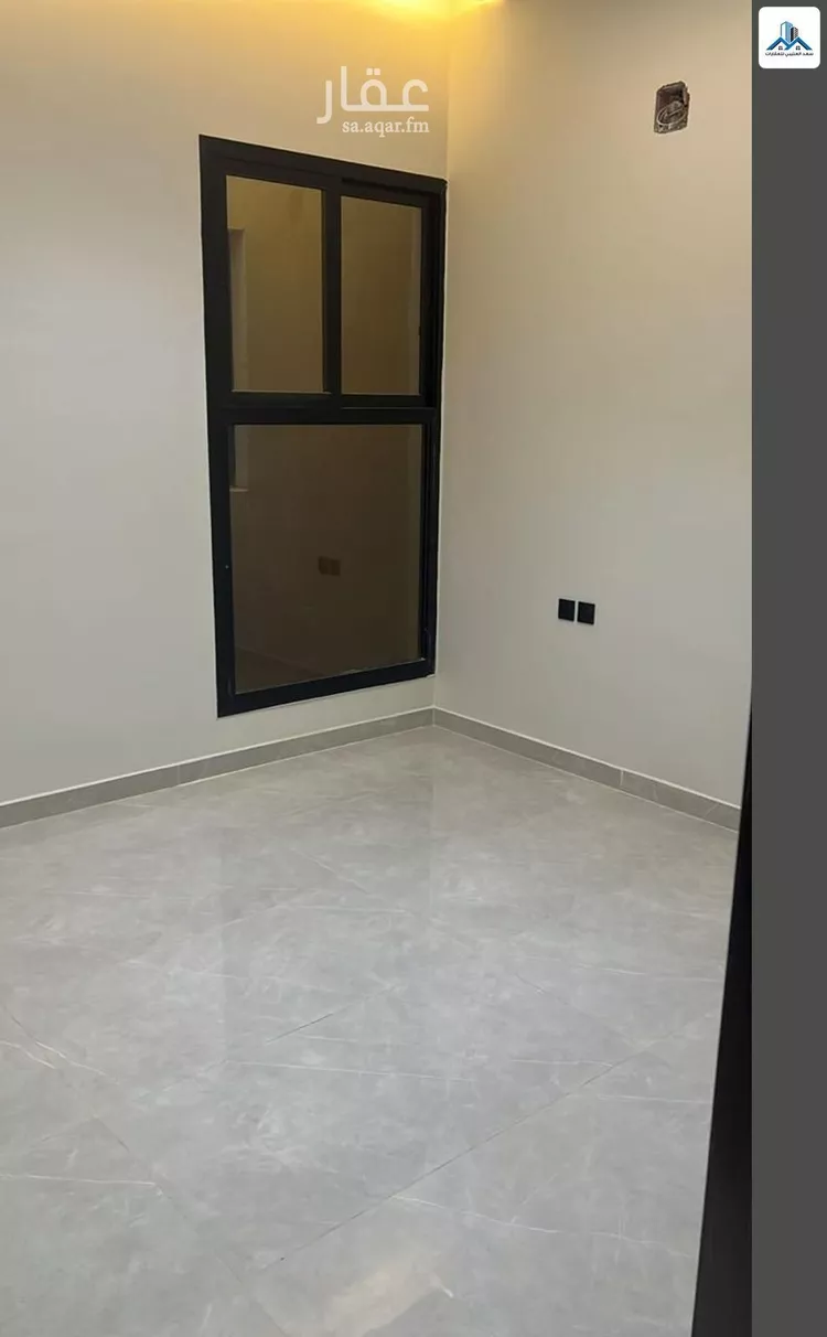 دور للبيع في شارع رقم 175, حي الجنادرية, مدينة الرياض, منطقة الرياض 1 صورة