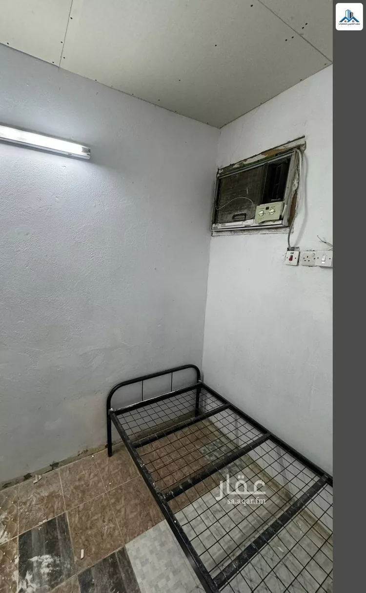 غرفة للإيجار في شارع الطرماح بن حكيم, حي الملك فيصل, مدينة الرياض, منطقة الرياض صورة 2