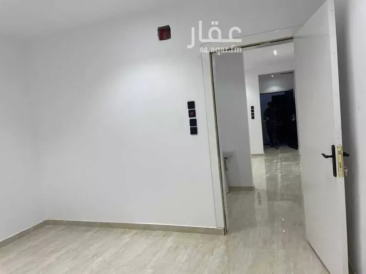 شقة للإيجار في شارع محمد بن علي بن فضل الطبري, حي الرمال, مدينة الرياض, منطقة الرياض صورة 3