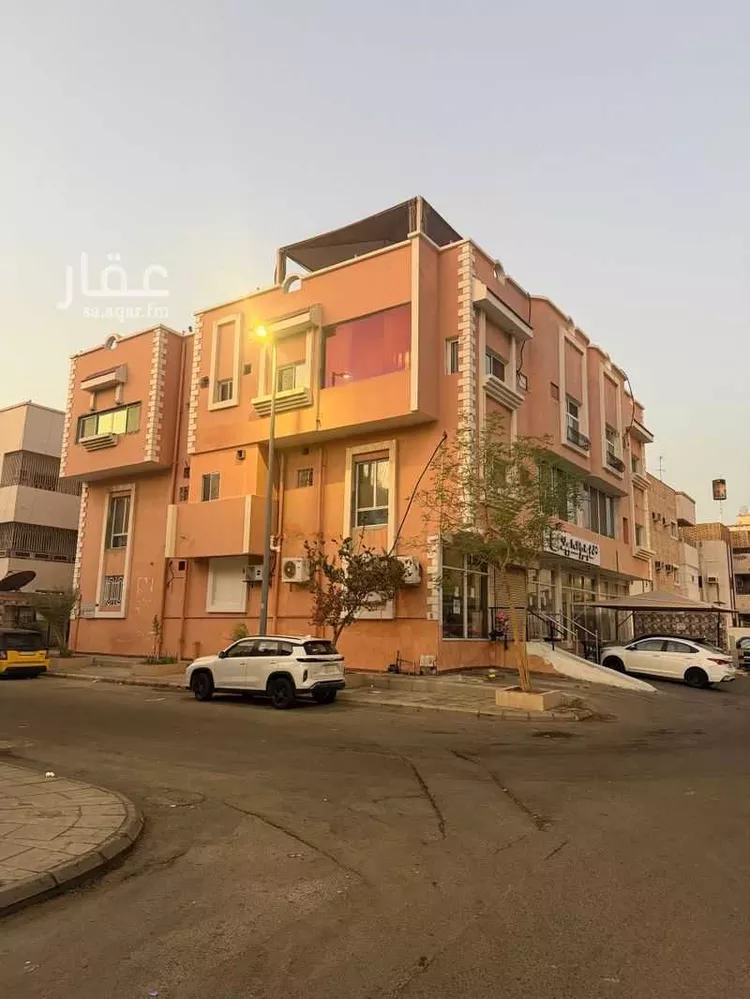 Building for Sale in Jeddah Al Bawadi صورة 4