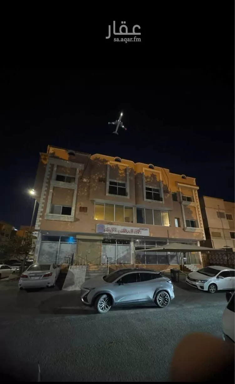 عمارة للبيع في شارع عبدالرحمن بن العباس, حي البوادي, مدينة جدة, منطقة مكة المكرمة