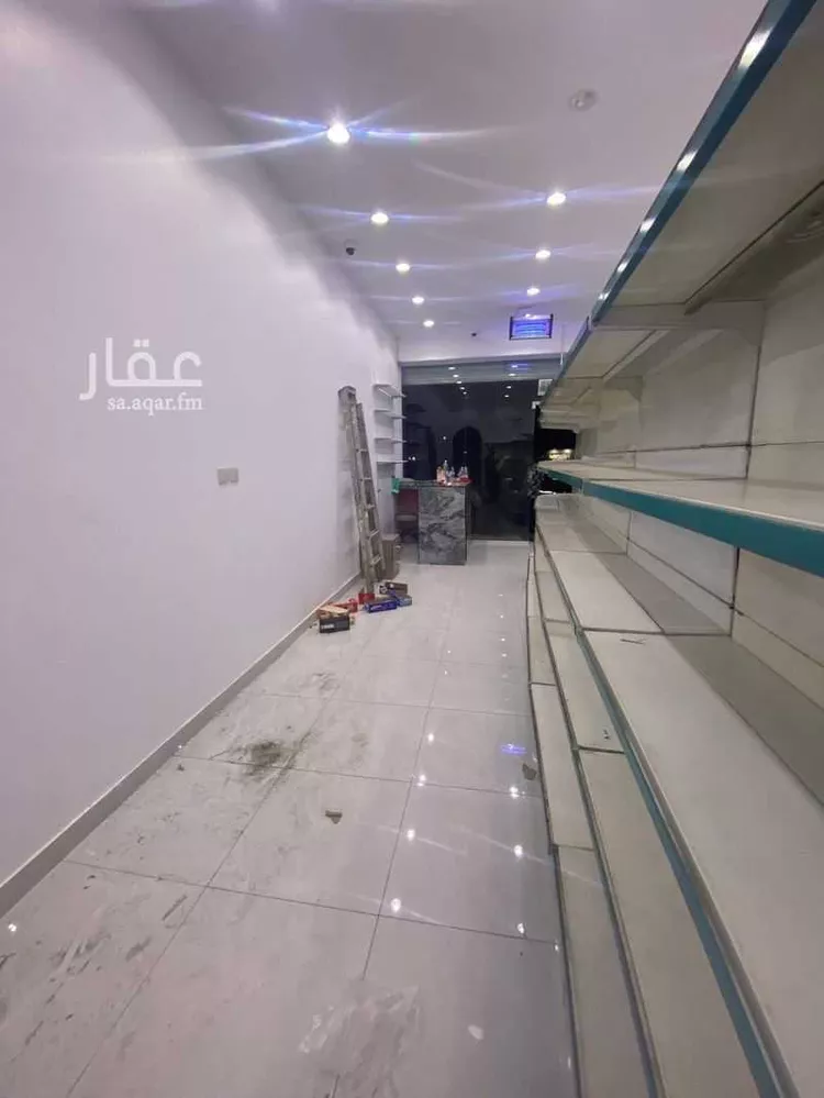 محل للإيجار في شارع ضمرة بن بشر ، حي شوران ، المدينة المنورة ، منطقة المدينة المنورة صورة 2