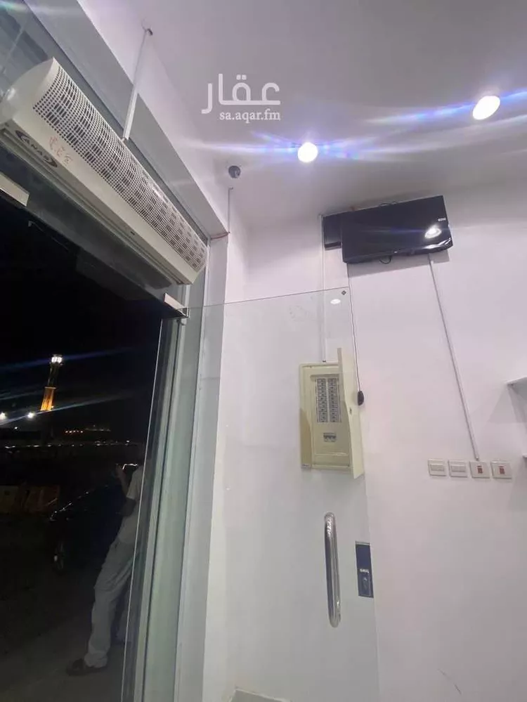 محل للإيجار في شارع ضمرة بن بشر ، حي شوران ، المدينة المنورة ، منطقة المدينة المنورة صورة 5
