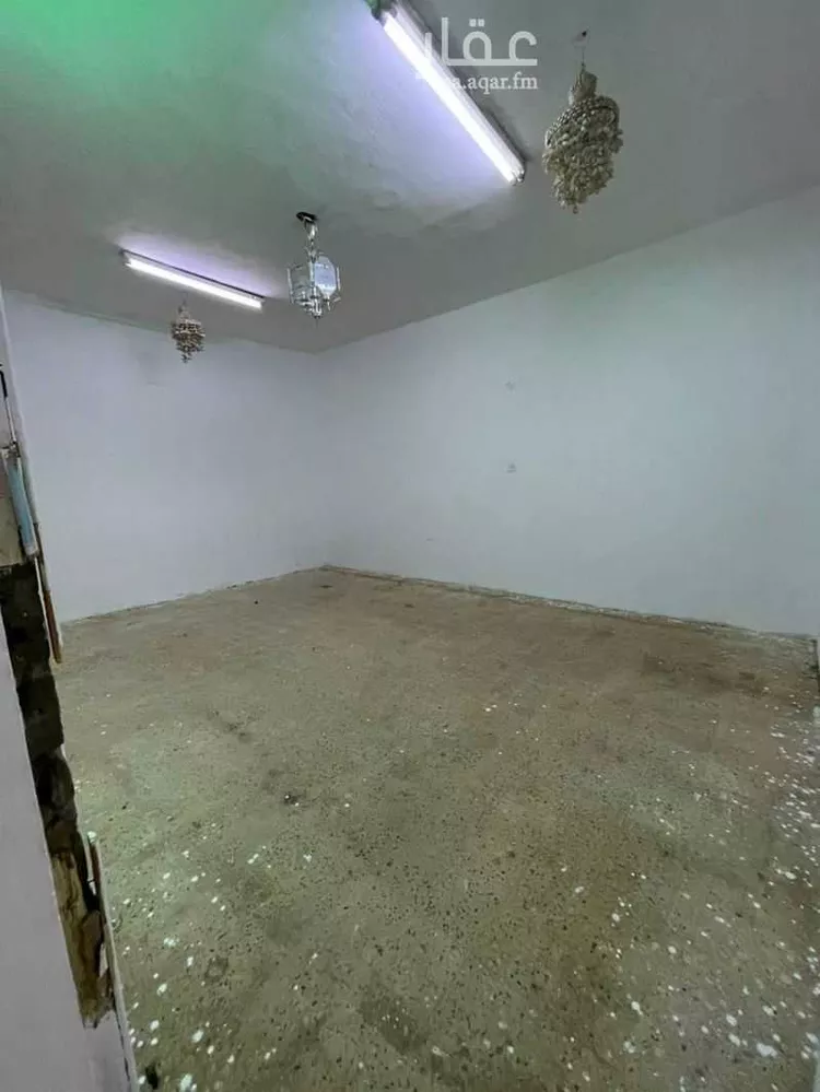 Building for Rent in Riyadh Umm Al Hamam Al Sharqi