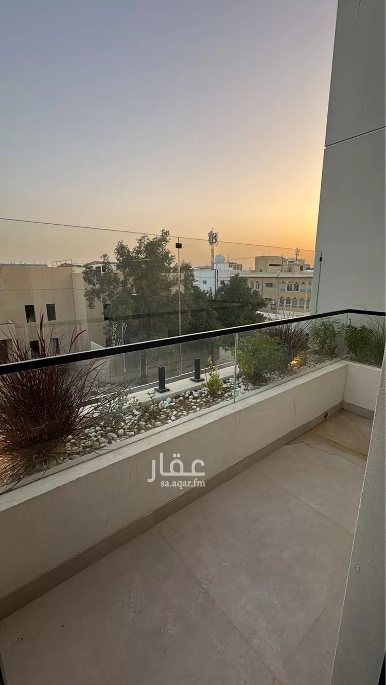 دور للبيع في شارع ثادق, حي الزهراء, مدينة الرياض, منطقة الرياض صورة 4