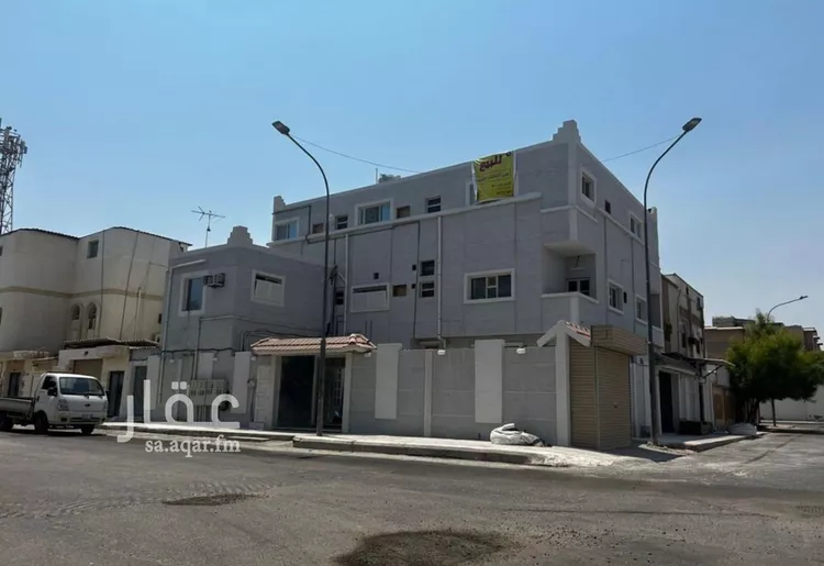 فيلا للبيع في حي صناعية الثقبة, مدينة الخبر, المنطقة الشرقية