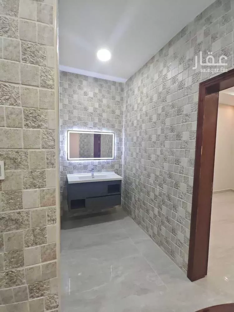 فيلا للإيجار في حي ، شارع ابن ابي قره ، ضاحية الملك فهد ، الدمام ، الدمام صورة 3