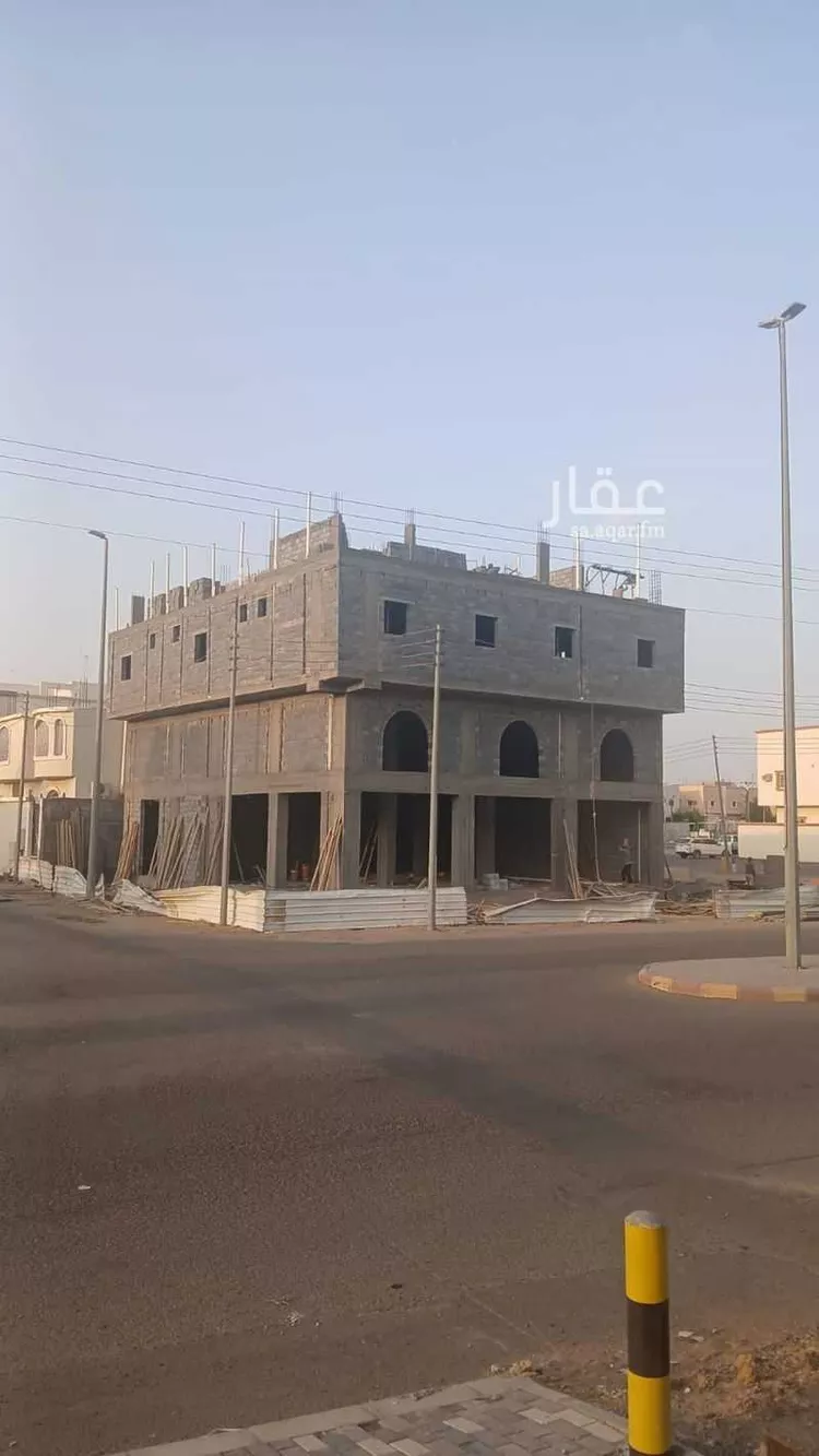 عمارة للإيجار في شارع الامير مقرن, حي الشفاء, مدينة مهد الذهب, منطقة المدينة المنورة