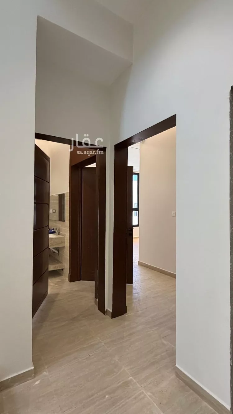 دور للبيع في حي عكاظ, مدينة الرياض, منطقة الرياض صورة 2