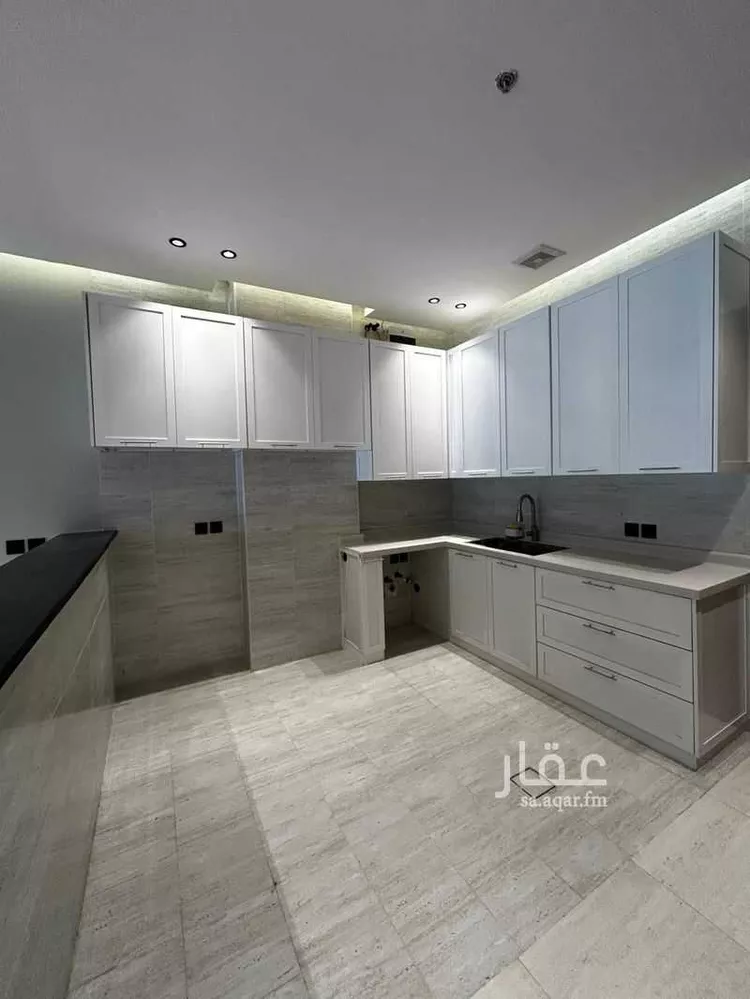 شقة للإيجار في شارع 12ب, حي الحمراء, مدينة الخبر, المنطقة الشرقية صورة 3