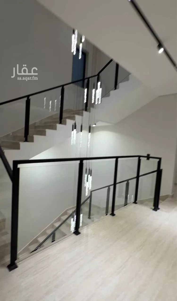 فيلا للبيع في شارع زيد بن خارجه, حي الشراع, مدينة الخبر, المنطقة الشرقية صورة 4