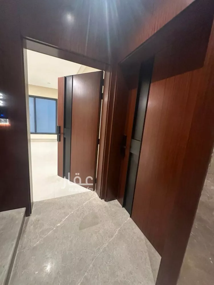 دور للبيع في شارع ابن اللبان, حي الملك فهد, مدينة الرياض, منطقة الرياض صورة 2