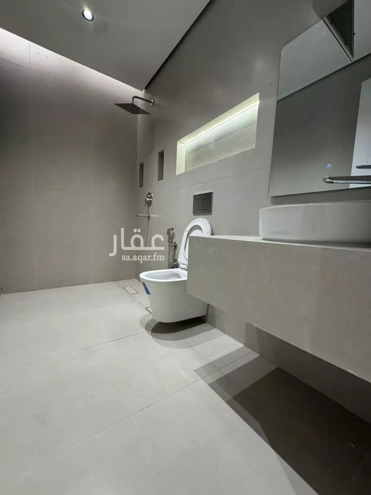 دور للبيع في شارع ابن اللبان, حي الملك فهد, مدينة الرياض, منطقة الرياض 14