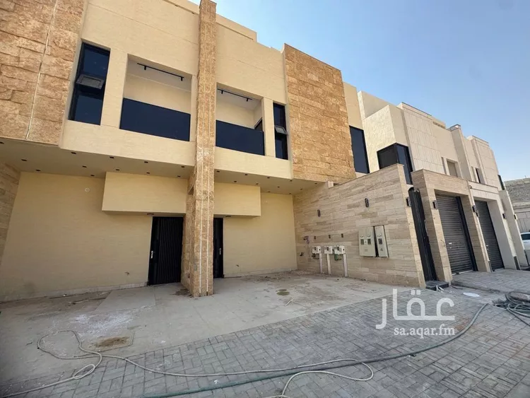 دور للبيع في شارع مافيه اسم , حي الجنادرية, مدينة الرياض, منطقة الرياض صورة 3