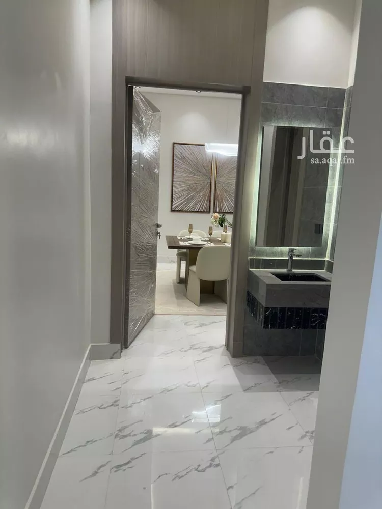 دور للبيع في شارع حسن مشاط, حي عكاظ, مدينة الرياض, منطقة الرياض 16