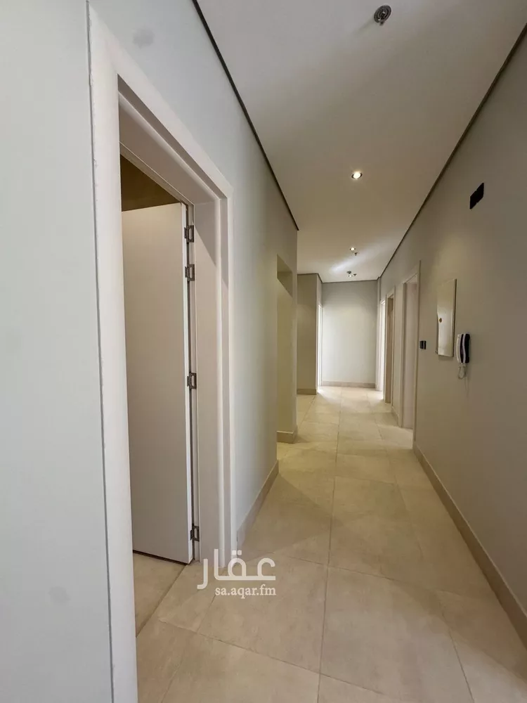 شقة للبيع في شارع رخي العنبري, حي العارض, مدينة الرياض, منطقة الرياض صورة 3