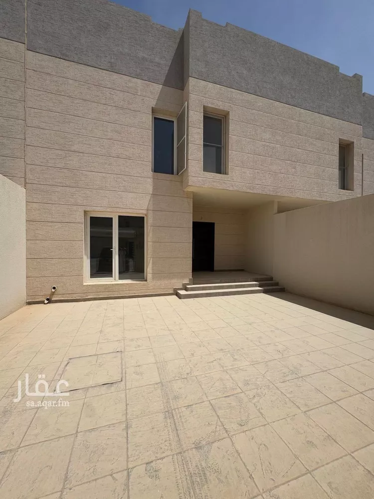 فيلا للبيع في شارع احمد بن الرفعة, حي مطار الملك خالد الدولي, مدينة الرياض, منطقة الرياض