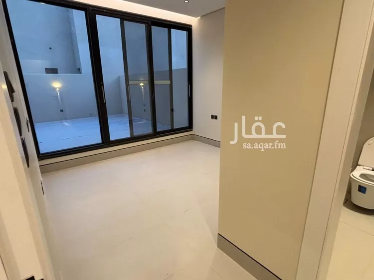 دور للبيع في شارع ابن اللبان, حي الملك فهد, مدينة الرياض, منطقة الرياض صورة 2