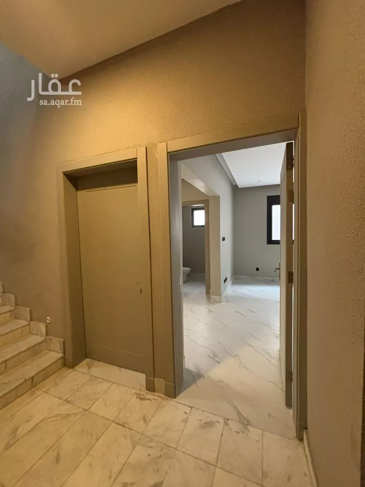 دور للبيع في شارع ابن أبي بكر, حي العارض, مدينة الرياض, منطقة الرياض صورة 5