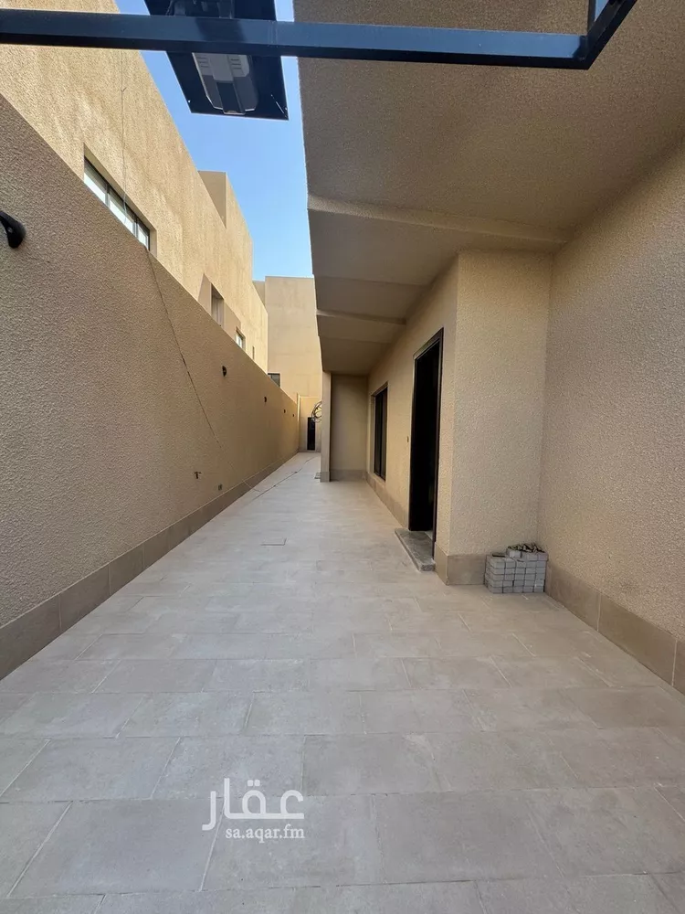 دور للبيع في شارع ابن اللبان, حي الملك فهد, مدينة الرياض, منطقة الرياض صورة 3