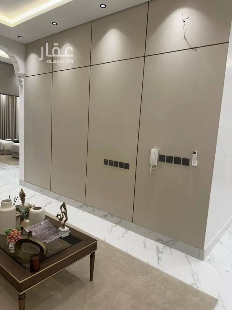 دور للبيع في شارع حسن مشاط, حي عكاظ, مدينة الرياض, منطقة الرياض 8