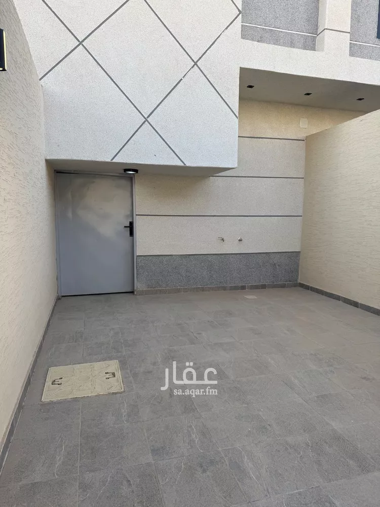 دور للبيع في شارع الأمير عبدالله بن سعود بن عبدالله صنيت, حي بدر, مدينة الرياض, منطقة الرياض صورة 5
