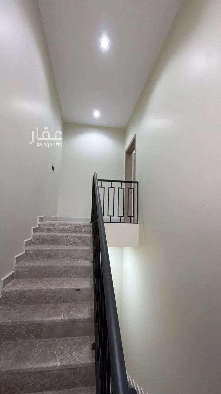 فيلا للبيع في شارع إبراهيم بن حسين, حي الرمال, مدينة الرياض, منطقة الرياض صورة 5