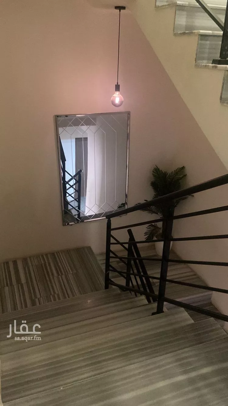 فيلا للبيع في شارع ابن الجارود, حي مطار الملك خالد الدولي, مدينة الرياض, منطقة الرياض صورة 2