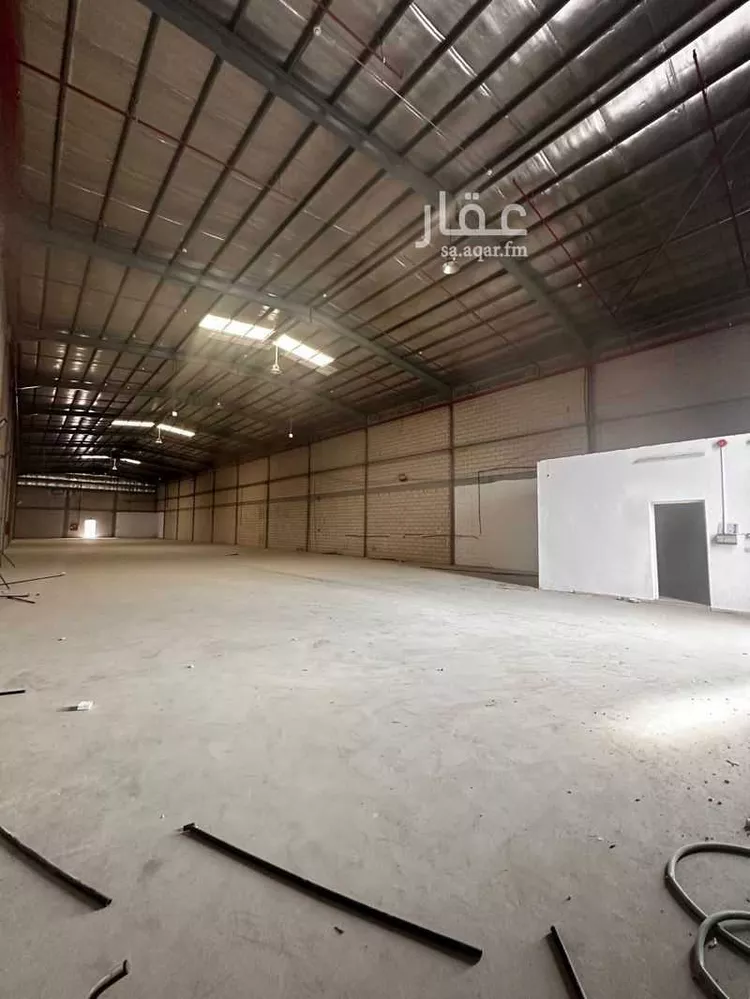 مستودع للإيجار في شارع امتداد ال الدائري الجنوبي الفرعي, حي السلي, مدينة الرياض, منطقة الرياض