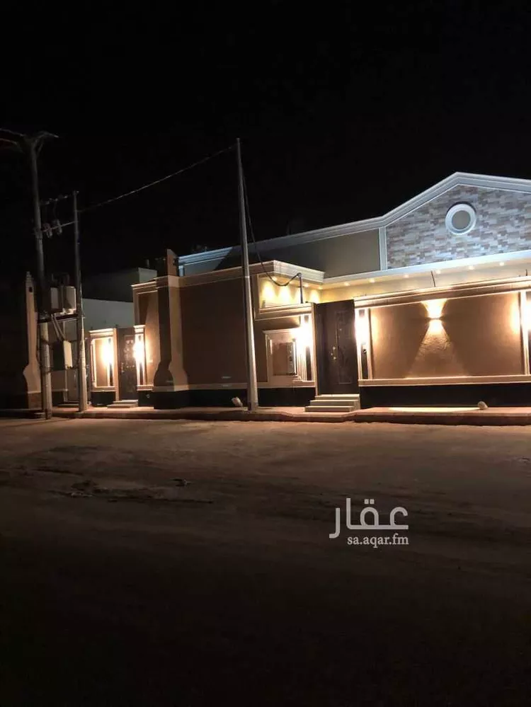 فيلا للبيع في شارع الجامعة 26, حي الجامعة, مدينة المزاحمية, منطقة الرياض صورة 2