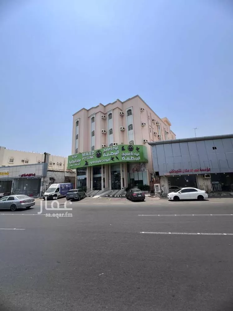 عمارة للبيع في شارع طريق الملك عبدالعزيز, حي المطار, مدينة جازان, منطقة جازان صورة 2