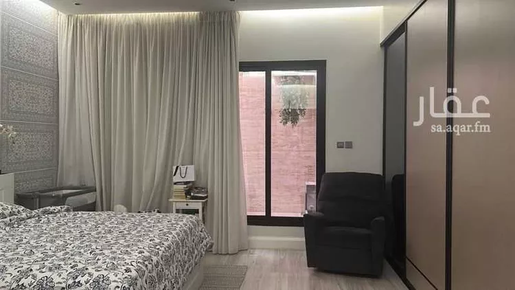 دور للبيع في شارع العبادلة, حي المروج, مدينة الرياض, منطقة الرياض