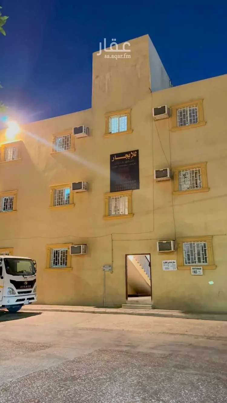عمارة للإيجار في حي الملك فهد, مدينة المجمعة, منطقة الرياض صورة 2